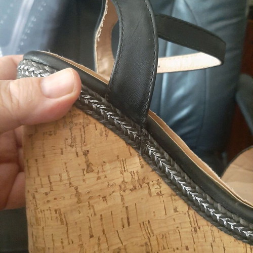 Alta Moda black sandals like new size 39 with high platform heel