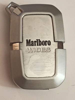 Marlboro Wides collectible lighter used, windproof