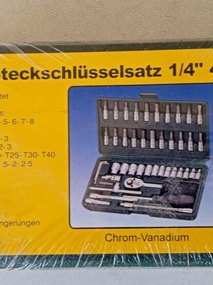 Ratchet set 1/4 inch 46 pieces new, complete tool kit