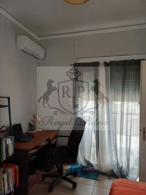 Γκαρσονιέρα πλήρως ανακαινισμένη 27 τ.μ. ρετιρέ στην Αγία Σοφία
