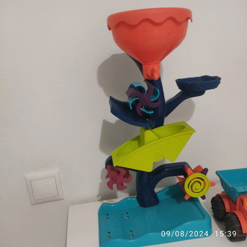 B toys Water Mill like new with truck
