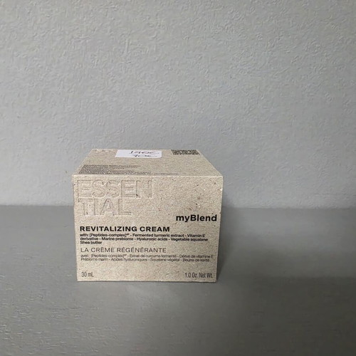 Revitalizing Cream 30ml new global anti-aging treatment