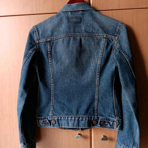 Levi's denim jacket like new, women's size S, blue