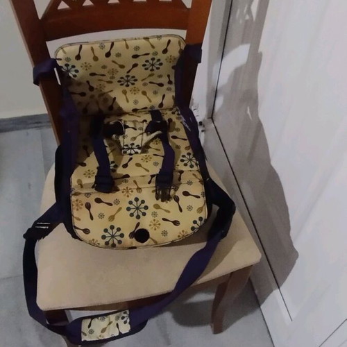 Munchkin booster seat used, portable feeding chair with safety belt