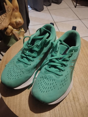 Asics Ambifoam αθλητικά παπούτσια μέγεθος 38 μεταχειρισμένα