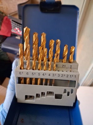 HSS drill bit set used, 14 pieces in metal case