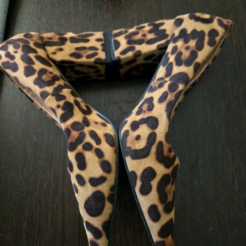 Tsoukalas leopard print pumps like new, size 37, chunky heel