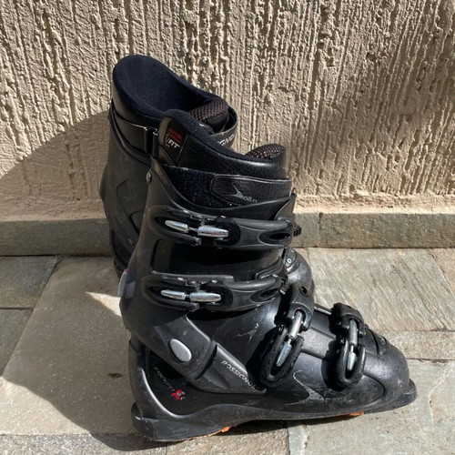 Atomic skis used 2010, ideal for slalom