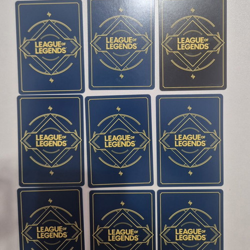 League of Legends TCG in perfect condition with sleeve and toploader