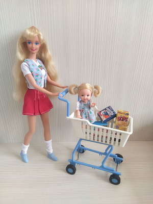Barbie & Kelly Shoppin' Fun doll set used from 1996 with accessories