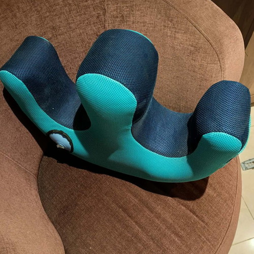 Special inflatable pillow like new for bedridden patient care