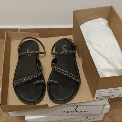 Ligglo sandals with rhinestones like new, size 38, black
