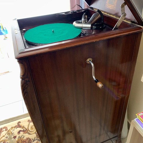 HMV gramophone furniture used from 1927
