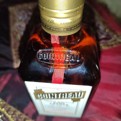 Cointreau Liqueur Vintage 1983 Sealed Collectible Bottle 0.35L