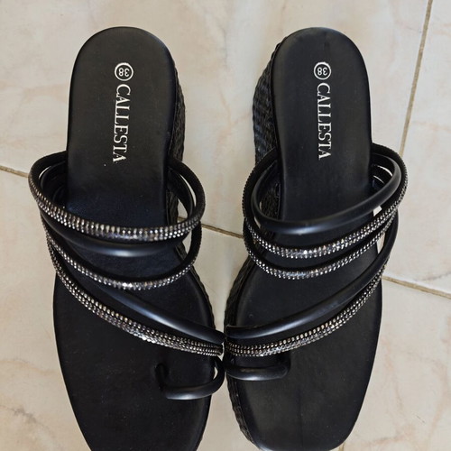 Summer platform sandals like new, size 38, black and silver