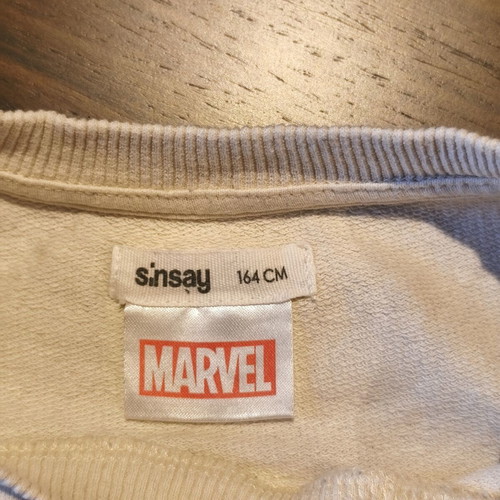 Sinsay Marvel Avengers sweatshirt used, size 164 cm, beige