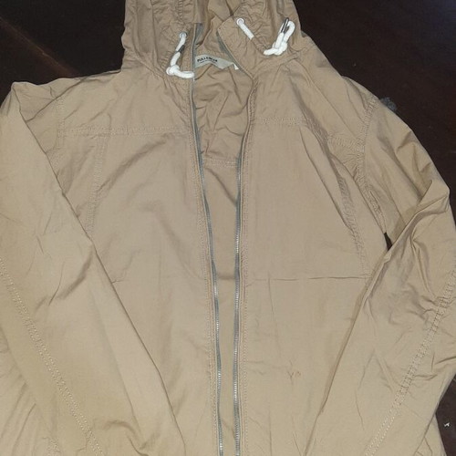 Pull & Bear Windbreaker Jacket size 40 beige like new