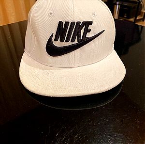 Καπέλα Nike αυθεντικά (σχεδόν αχρησιμοποίητα)