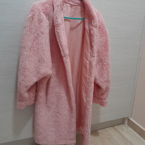 Pink synthetic fur like new, German origin