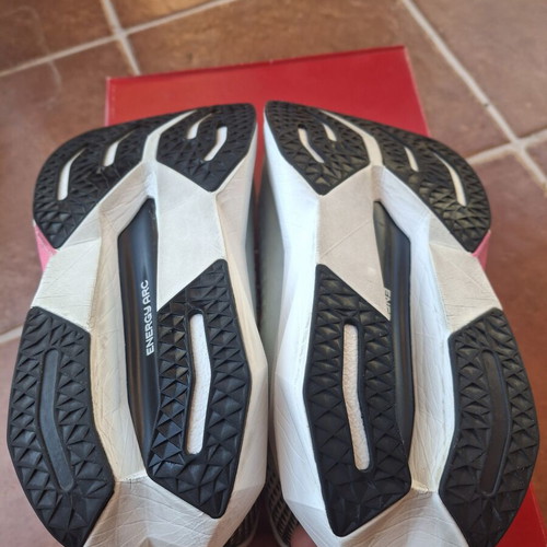 New Balance Fuelcell SuperComp Trainer v3 running shoes, size 44