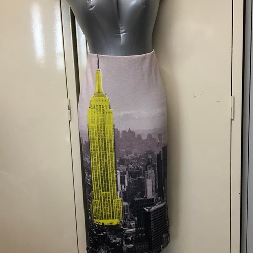 Devotion skirt like new, multicolor, size S/M