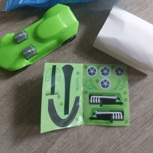 Mattel Hot Wheels Nesttle 2016 new toy car with stickers and packaging