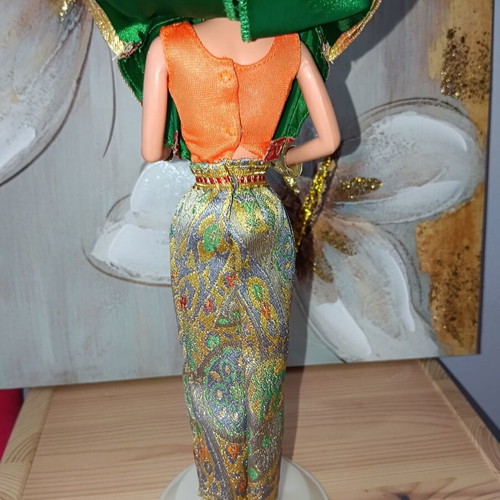 Barbie Dolls of the World Thai doll with stand
