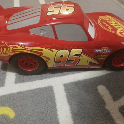 Lightning McQueen toy like new