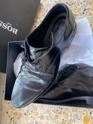 Boss shoes B7513/FLO black like new