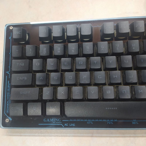 Gaming mechanical keyboard MantisTek with LED lighting new