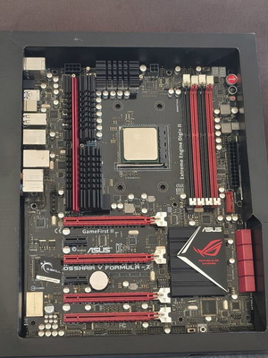 Μητρική Asus Crosshair V Formula Z με FX 9590 και G.Skill Trident 32GB RAM σαν καινούργια