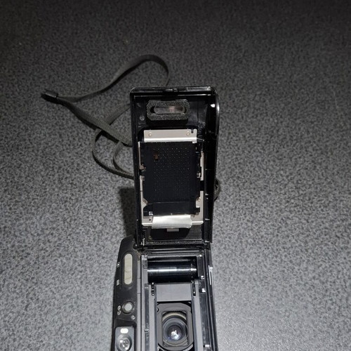 Fuji DL-1000 Zoom Date 35mm analog camera used