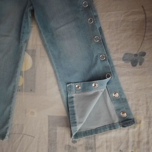 Matis cropped jeans size 38 new, blue with side buttons