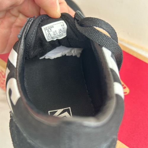 Vans old school kids shoes size 38.5 like new, black