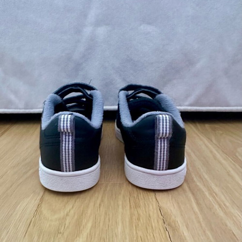 Adidas Kids Sneakers used, size 31, black