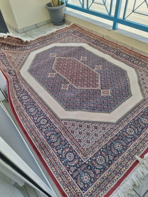 Rug like new, 1.94 x 2.50 meters, set of 2 pieces