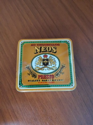 Vintage Neos Presto Cigarillos container used