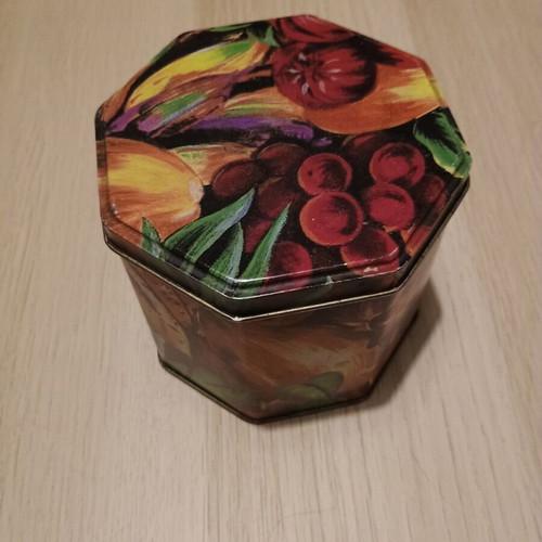 Metal tin box used, polygonal