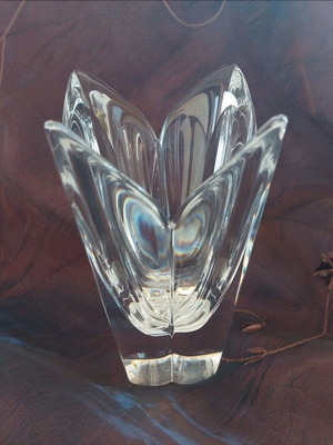 Orrefors crystal bowl like new, tulip vase