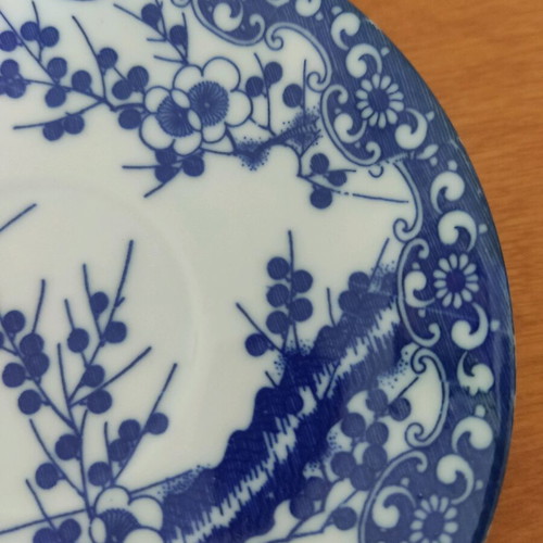 Handmade Chinese porcelain plates like new, set of 2