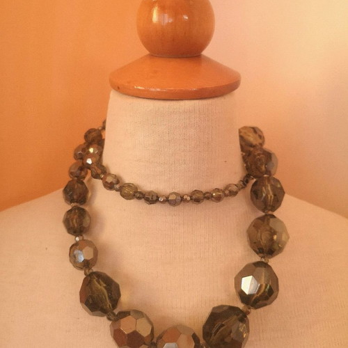 Long olive plexiglass necklace like new