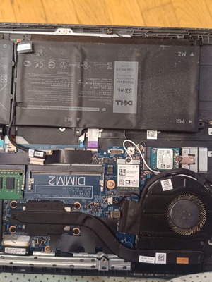 Dell Latitude 3510 laptop used, motherboard cooling system fault, no hard drive, missing bottom cover