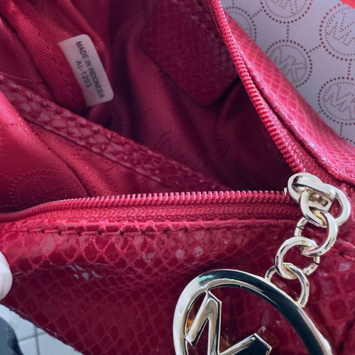 Michael Kors cosmetic case new, limited edition, vintage red