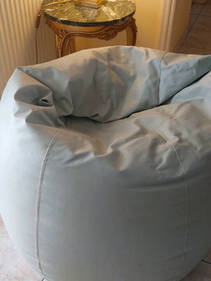 Large leather pouf like new