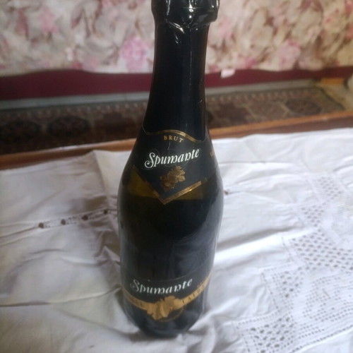 Sparkling wine new, only with Voch