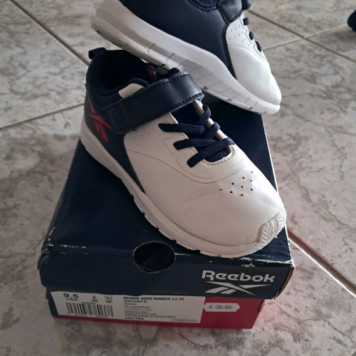 Reebok kids' athletic shoes size 24.5 used with box and stain