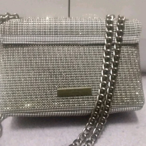 Kurt Geiger Kensington handbag like new, gold color
