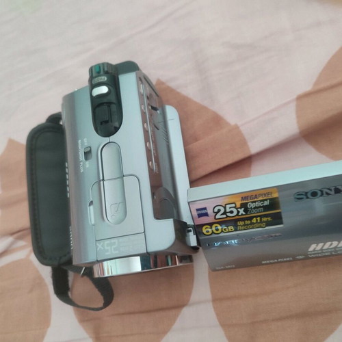 Video camera like new with 60 GB hard drive and Carl Zeiss lens
