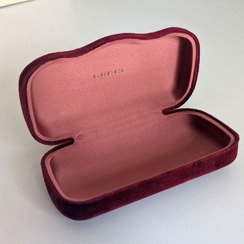Gucci velvet burgundy sunglasses case like new