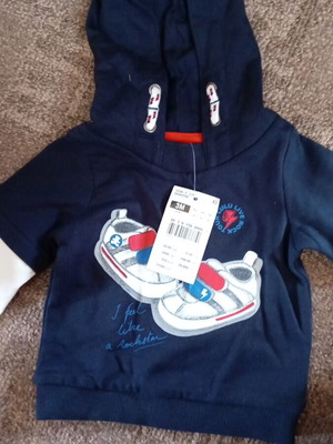 Baby sweatshirt 3 months new